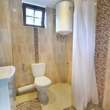 Domki Caloroczne Domkowstwo Bobrka Phòng bức ảnh