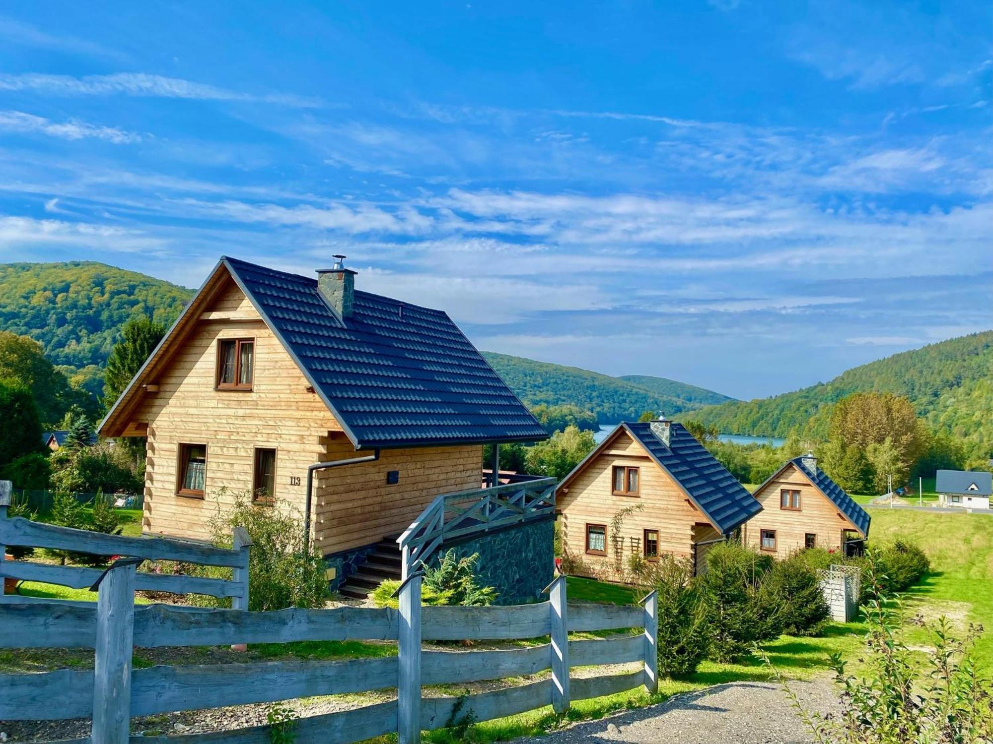 Domki Caloroczne Domkowstwo Bobrka Ngoại thất bức ảnh